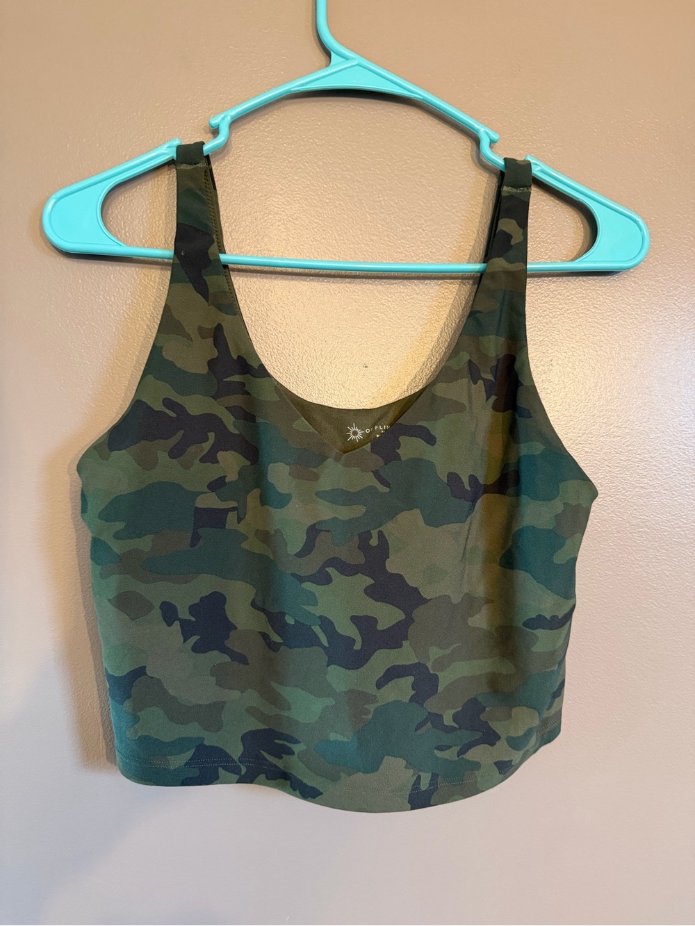 aerie camo cropped tank top